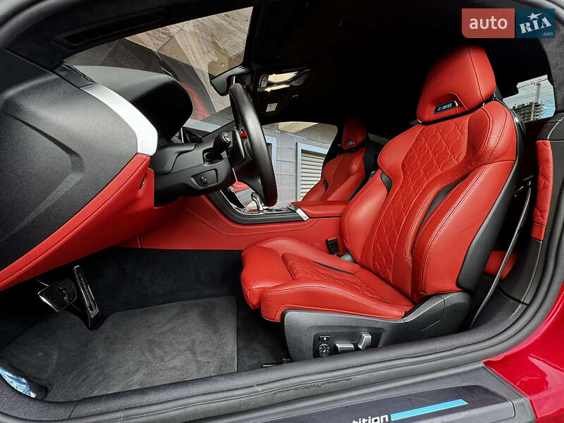 Купе BMW M8 2022 в Києві