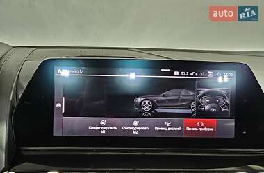 Кабриолет BMW M8 2019 в 