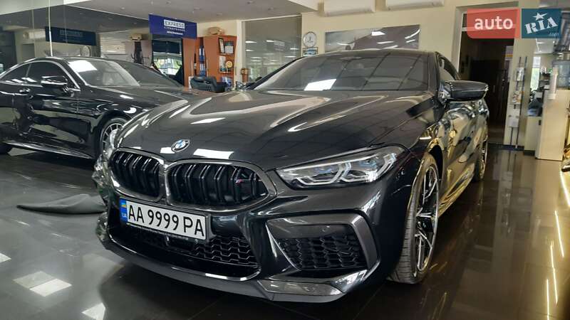 BMW M8 2023