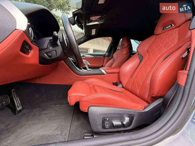 Купе BMW M8 2021 в Киеве фото 16 Купе BMW M8 2021 в Киеве