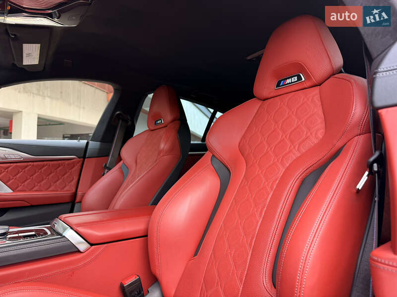 Купе BMW M8 2021 в Киеве фото 21 Купе BMW M8 2021 в Киеве