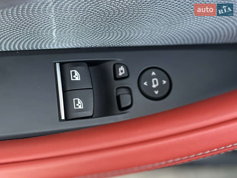 Купе BMW M8 2021 в Києві фото 69 Купе BMW M8 2021 в Києві