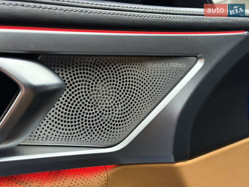 Купе BMW M8 2019 в Киеве