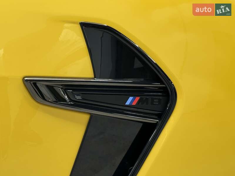 Купе BMW M8 2022 в Києві