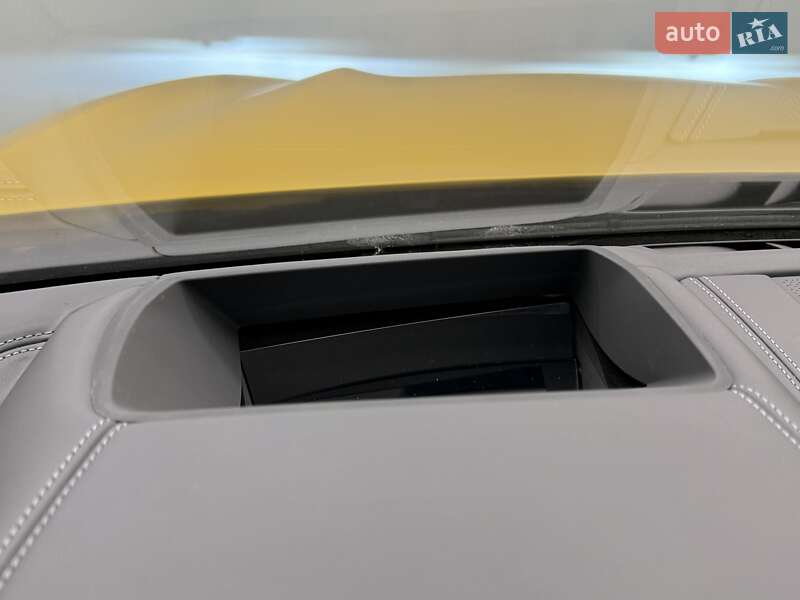 Купе BMW M8 2022 в Києві