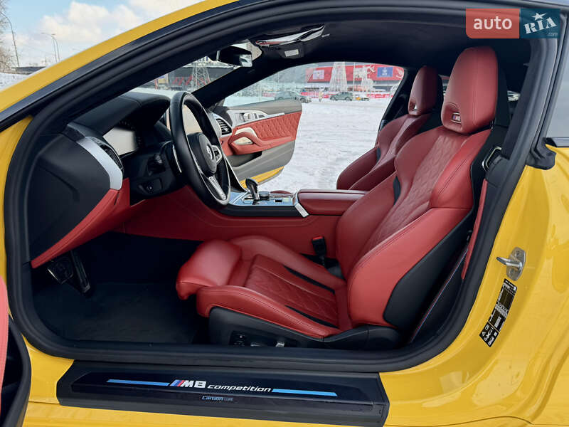 Купе BMW M8 2022 в Киеве