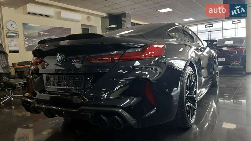 Купе BMW M8 2023 в Киеве