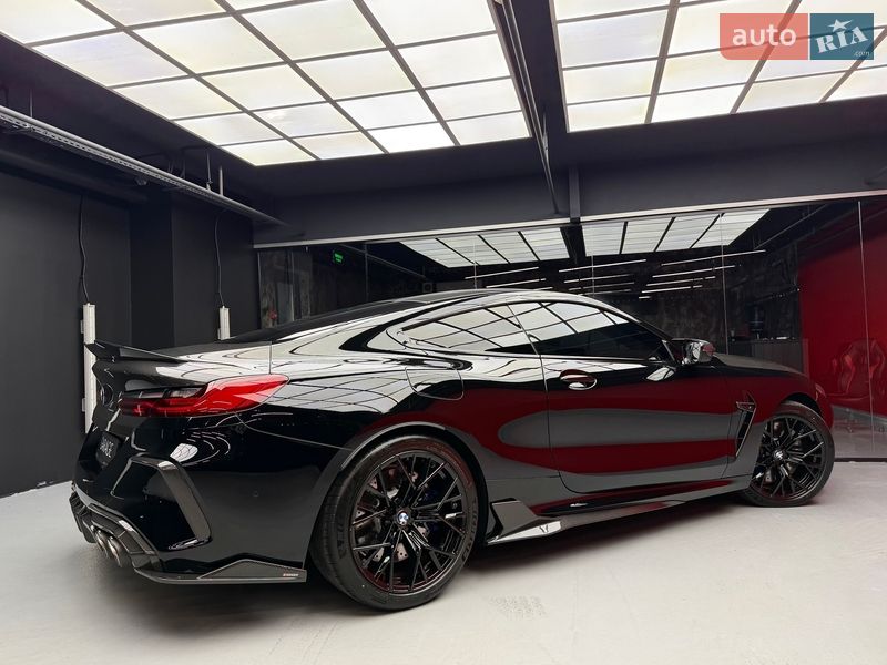 Купе BMW M8 2023 в Киеве