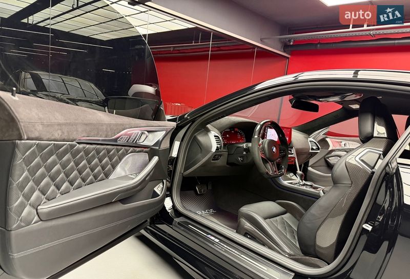 Купе BMW M8 2023 в Киеве