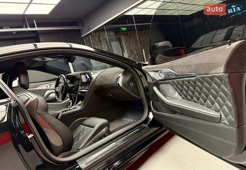 Купе BMW M8 2023 в Киеве