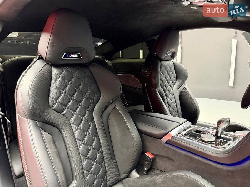Купе BMW M8 2023 в Киеве