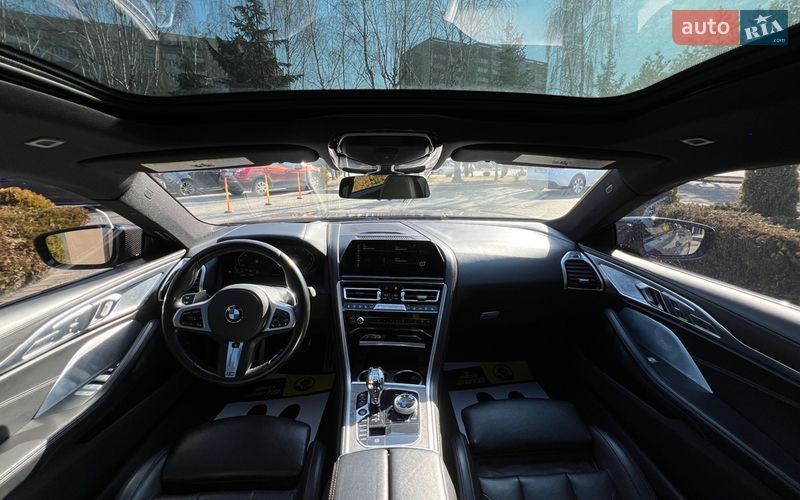 Купе BMW M8 2019 в Львове