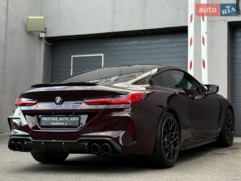 Купе BMW M8 2021 в Киеве