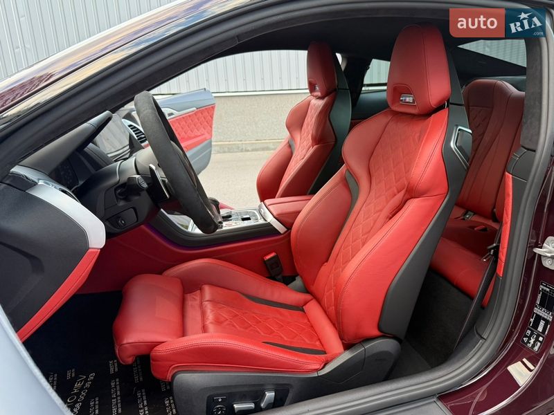 Купе BMW M8 2021 в Киеве