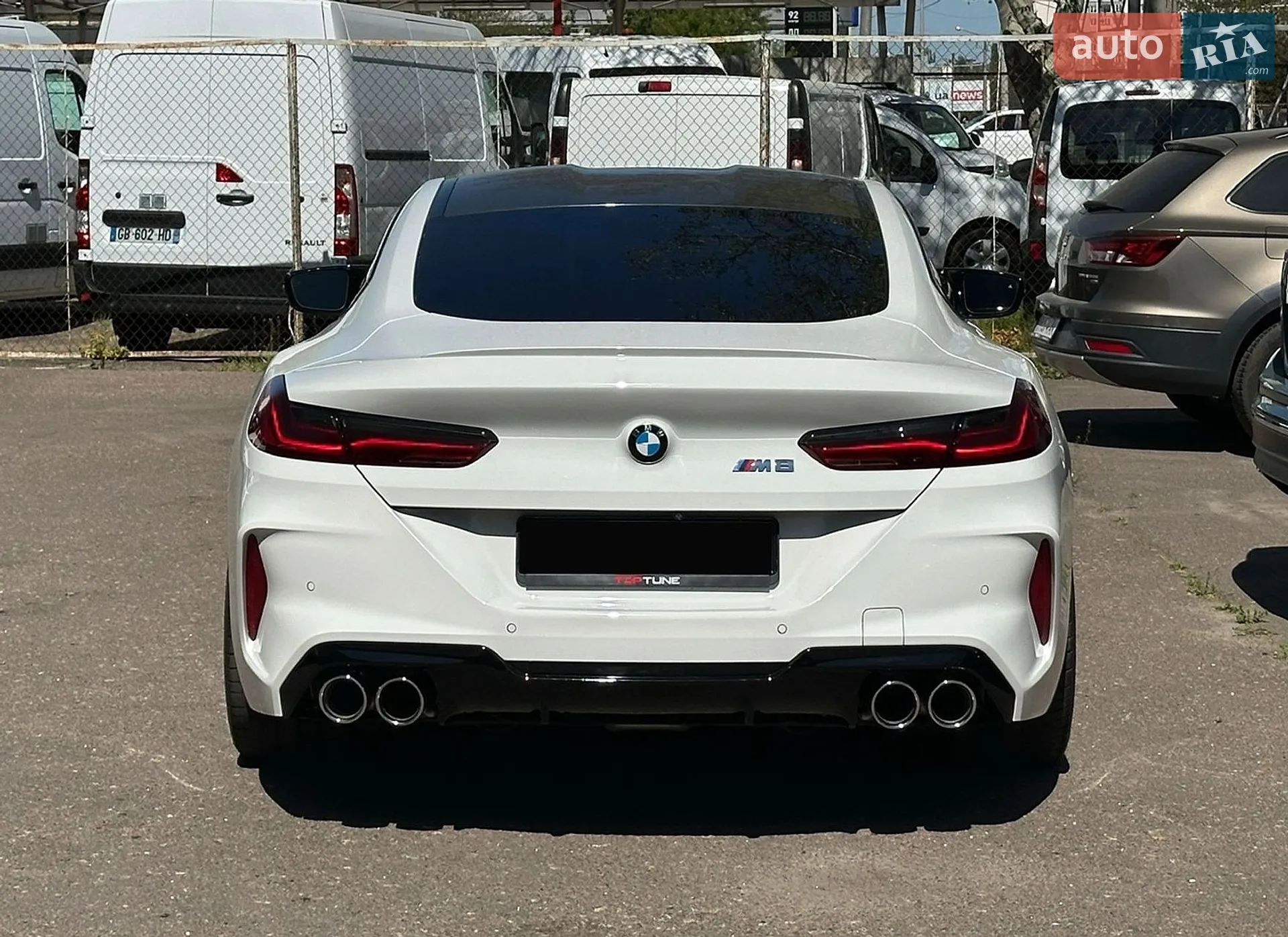 2019 BMW M8 - мініатюра 6
