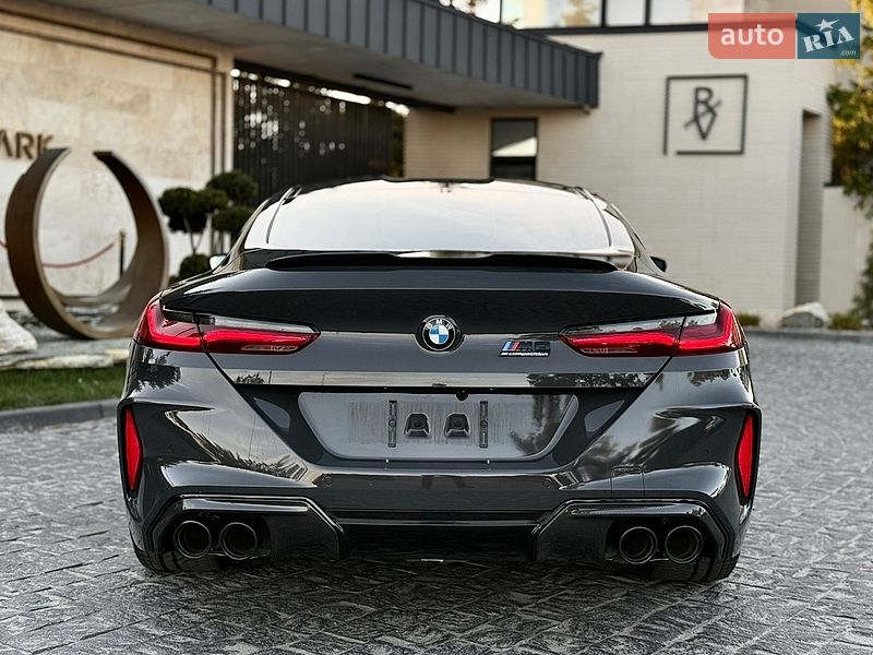 Купе BMW M8 2023 в Львове