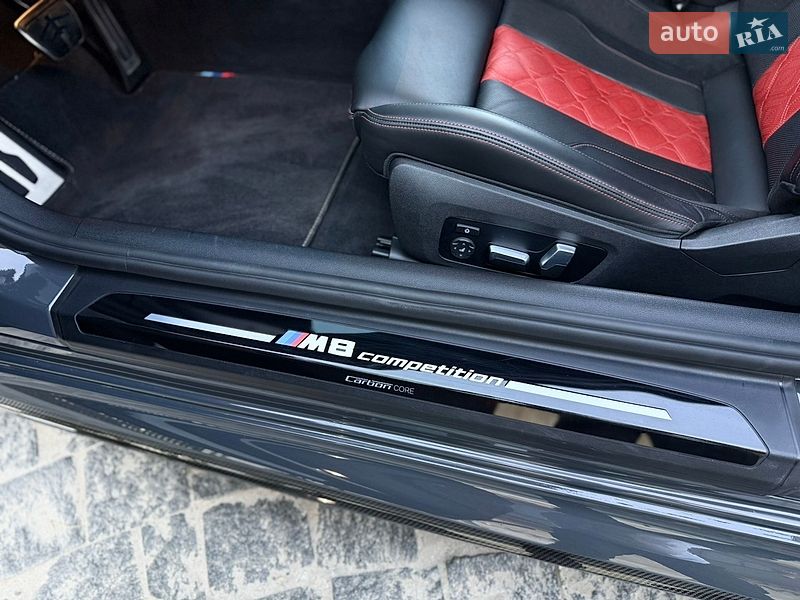Купе BMW M8 2023 в Львове