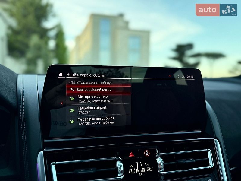 Купе BMW M8 2023 в Львове