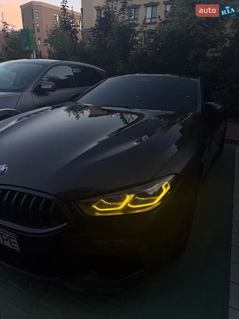 2019 BMW M8 - фото 1