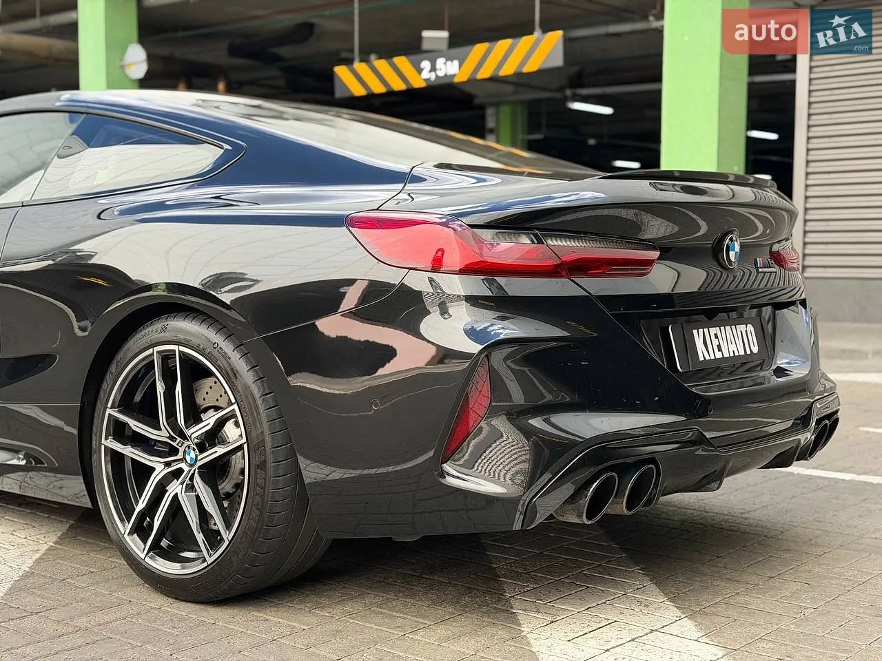 2019 BMW M8 - мініатюра 5