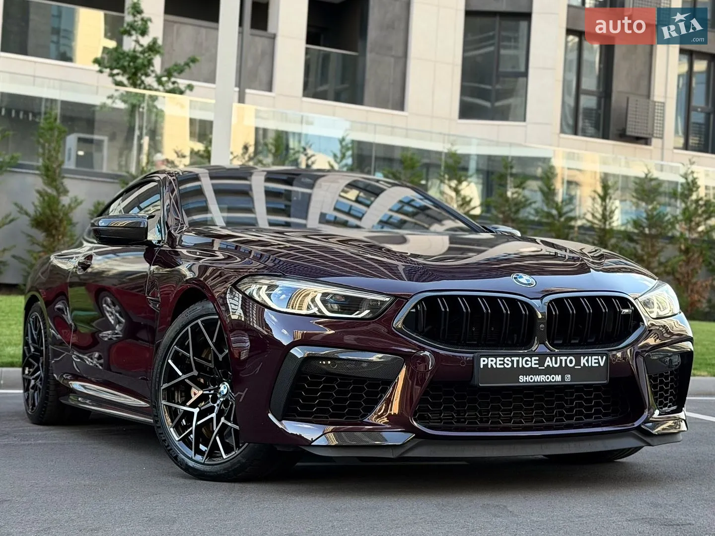 2021 BMW M8 - мініатюра 4