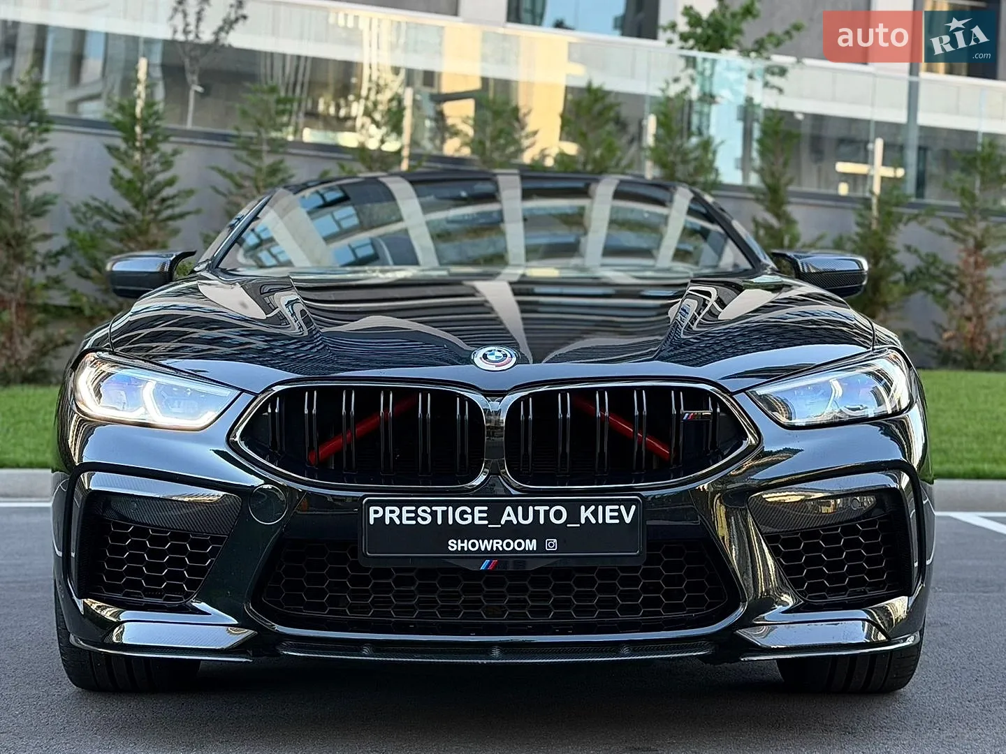 2022 BMW M8 - мініатюра 7