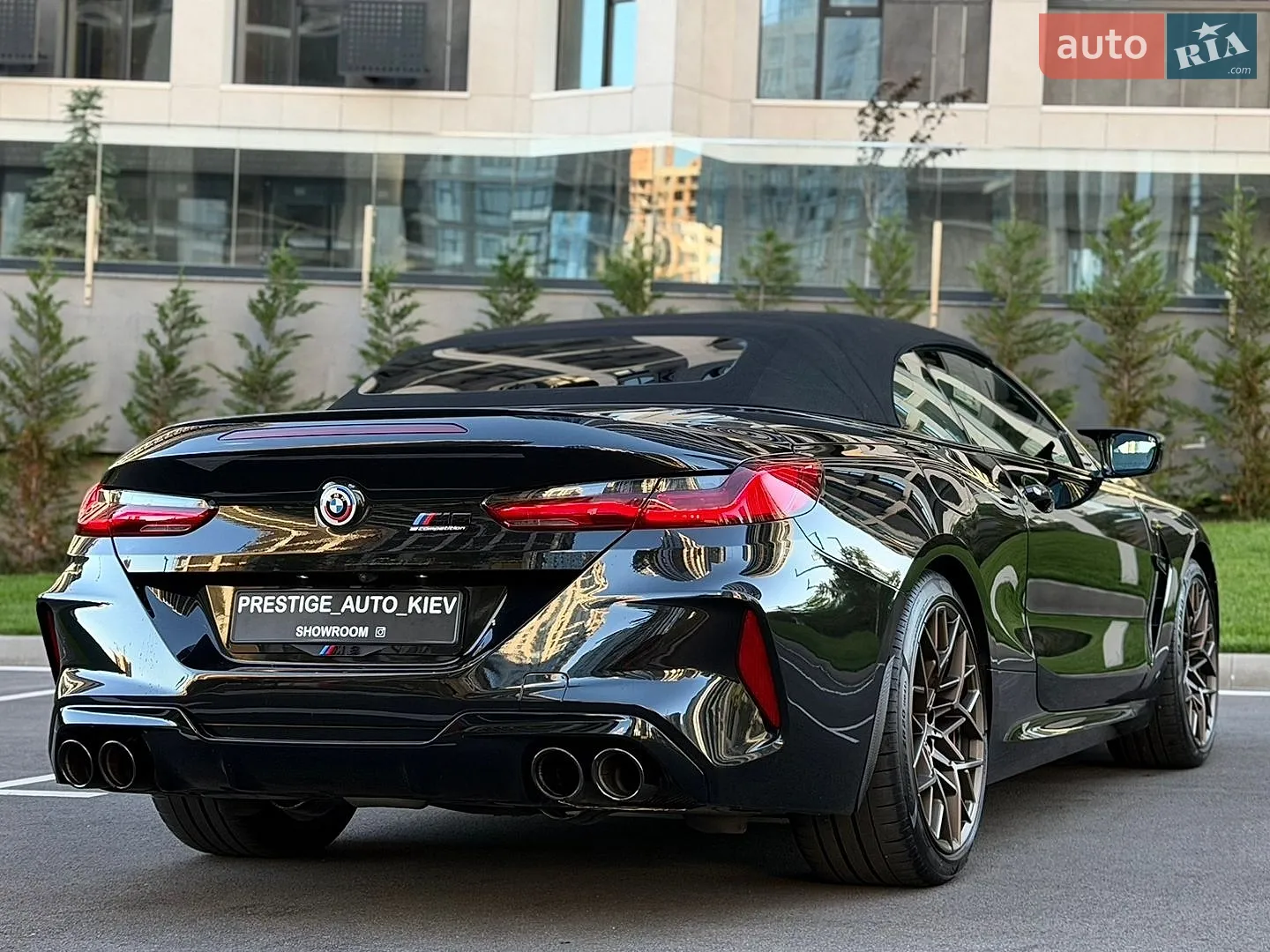 2022 BMW M8 - мініатюра 20