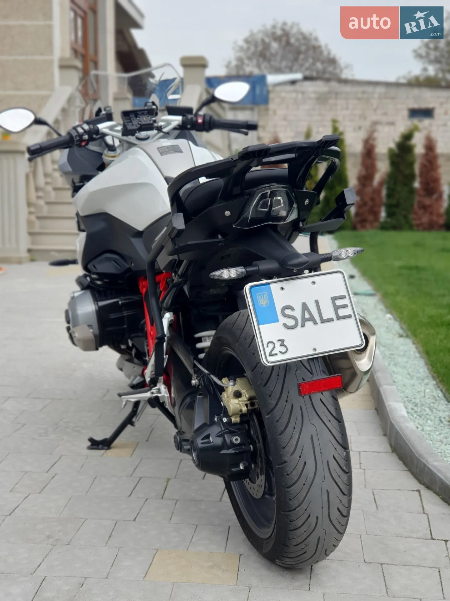BMW R 1200RS 2018 VIN WB10A050XJZ373398 фото оголошення 5 з 17
