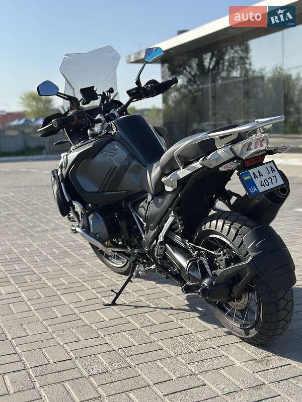 Мотоцикл Многоцелевой (All-round) BMW R 1250GS 2023 в Запорожье