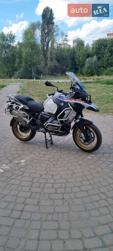 Мотоцикл Внедорожный (Enduro) BMW R 1250GS 2023 в 