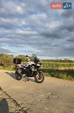 Мотоцикл Многоцелевой (All-round) BMW R 1250GS 2021 в 
