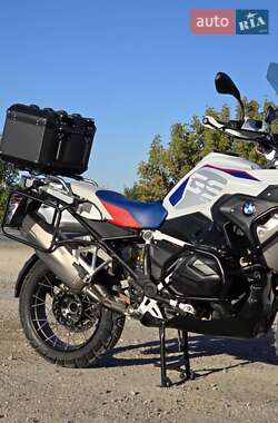 Мотоцикл Многоцелевой (All-round) BMW R 1250GS 2021 в 