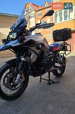 Мотоцикл Многоцелевой (All-round) BMW R 1250GS 2021 в 