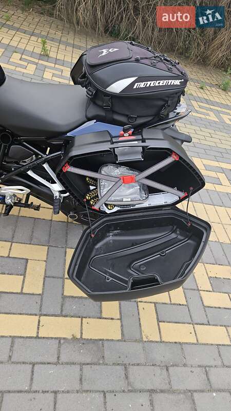 Мотоцикл Без обтекателей (Naked bike) BMW R 1250R 2020 в Запорожье