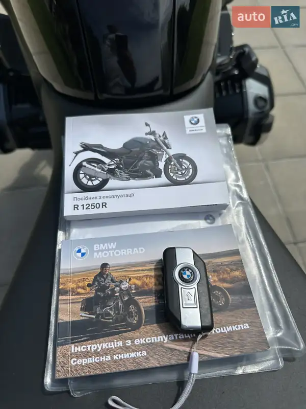 Мотоцикл Без обтекателей (Naked bike) BMW R 1250R 2020 в Киеве документ