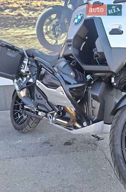 Мотоцикл Многоцелевой (All-round) BMW R 1300GS Adventure 2025 в 