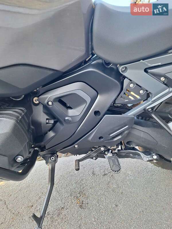 Мотоцикл Многоцелевой (All-round) BMW R 1300GS Adventure 2025 в Днепре фото 17 Мотоцикл Многоцелевой (All-round) BMW R 1300GS Adventure 2025 в Днепре