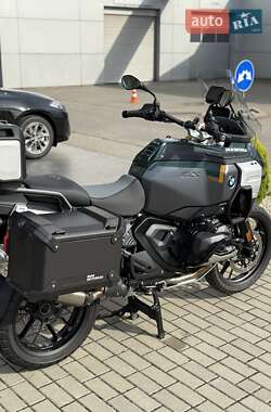 Мотоцикл Многоцелевой (All-round) BMW R 1300GS Adventure 2025 в 