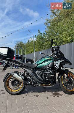 Мотоцикл Многоцелевой (All-round) BMW R 1300GS 2024 в 