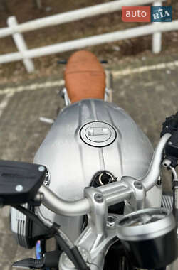 Скремблер BMW R nineT Scrambler 2020 в 