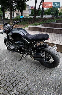 Мотоцикл Без обтекателей (Naked bike) BMW R nineT 2018 в 