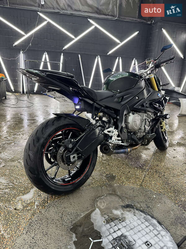 Спортбайк BMW S 1000R 2018 в Києві фото 8 Спортбайк BMW S 1000R 2018 в Києві