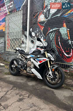 Мотоцикл Без обтекателей (Naked bike) BMW S 1000R 2021 в Киеве
