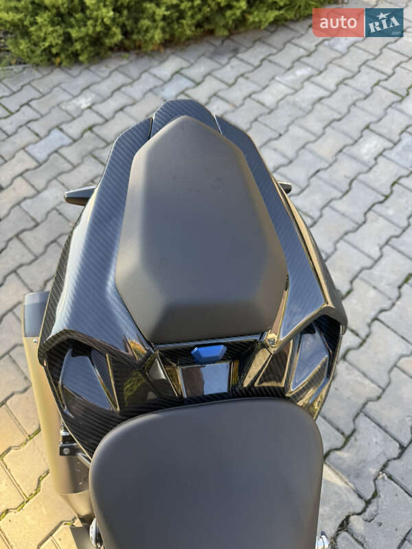 Мотоцикл Без обтекателей (Naked bike) BMW S 1000R 2023 в Киеве