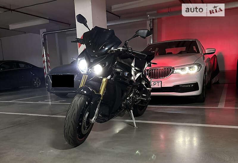 Мотоцикл Без обтікачів (Naked bike) BMW S 1000RR 2015 в Одесі