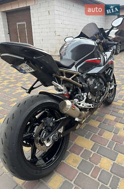Спортбайк BMW S 1000RR 2022 в 
