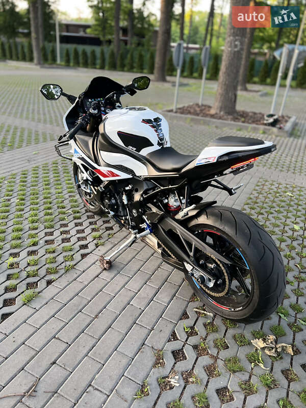 Спортбайк BMW S 1000RR 2023 в Харькове