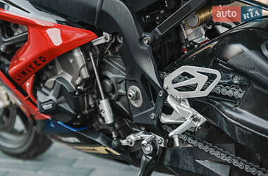 Спортбайк BMW S 1000RR 2016 в 