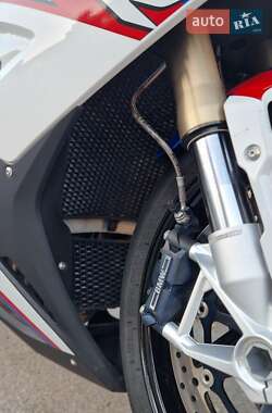 Спортбайк BMW S 1000RR 2019 в 