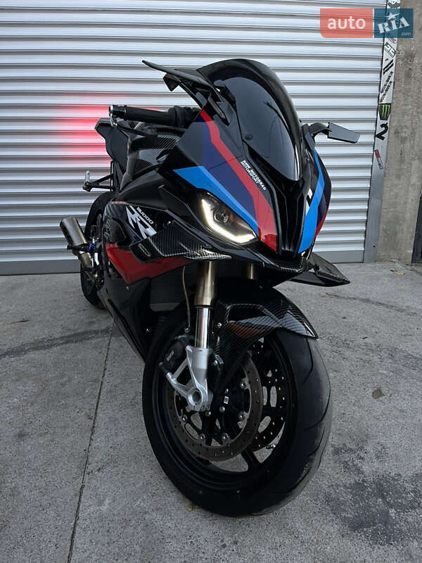 Спортбайк BMW S 1000RR 2024 в Одессе фото 12 Спортбайк BMW S 1000RR 2024 в Одессе